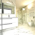 Be-c0 Sempione Luxury Apartament *